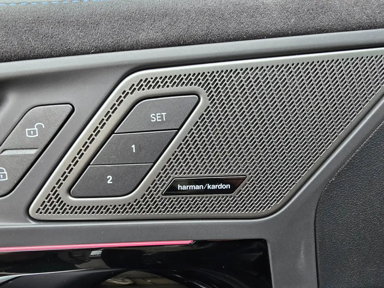 BMW iX1 xDrive30 Navi Tempom.aktiv Bluetooth PDC HeadUp 14