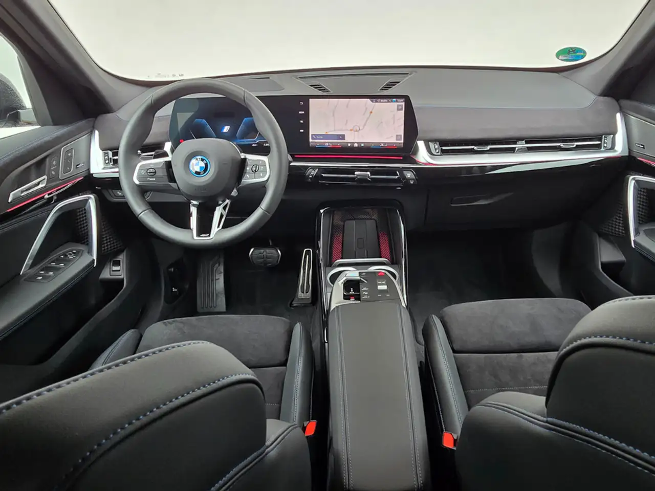 BMW iX1 xDrive30 Navi Tempom.aktiv Bluetooth PDC HeadUp 16