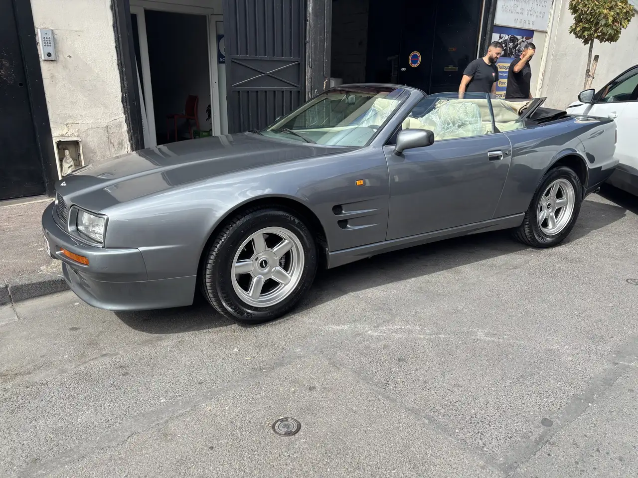 Aston Martin Volante, foto 4