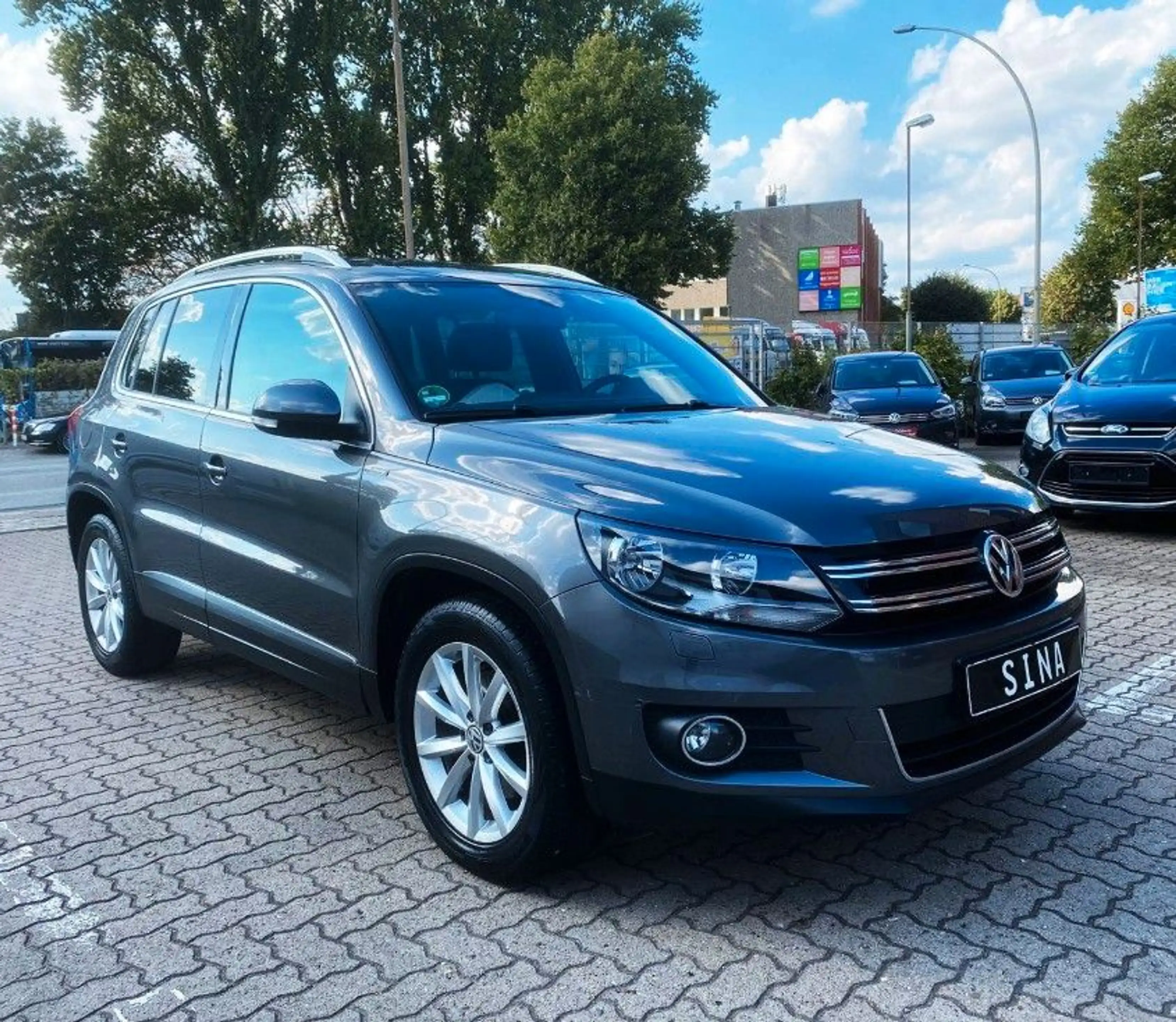 Volkswagen Tiguan 1.4 TSI Lounge |NAVI|R-CAM|1.HAND — photo 3
