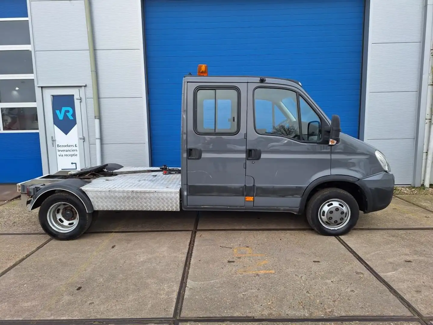 Iveco Daily 40C17 D - BE 10 TON combi - Nieuwe APK Grijs - 2