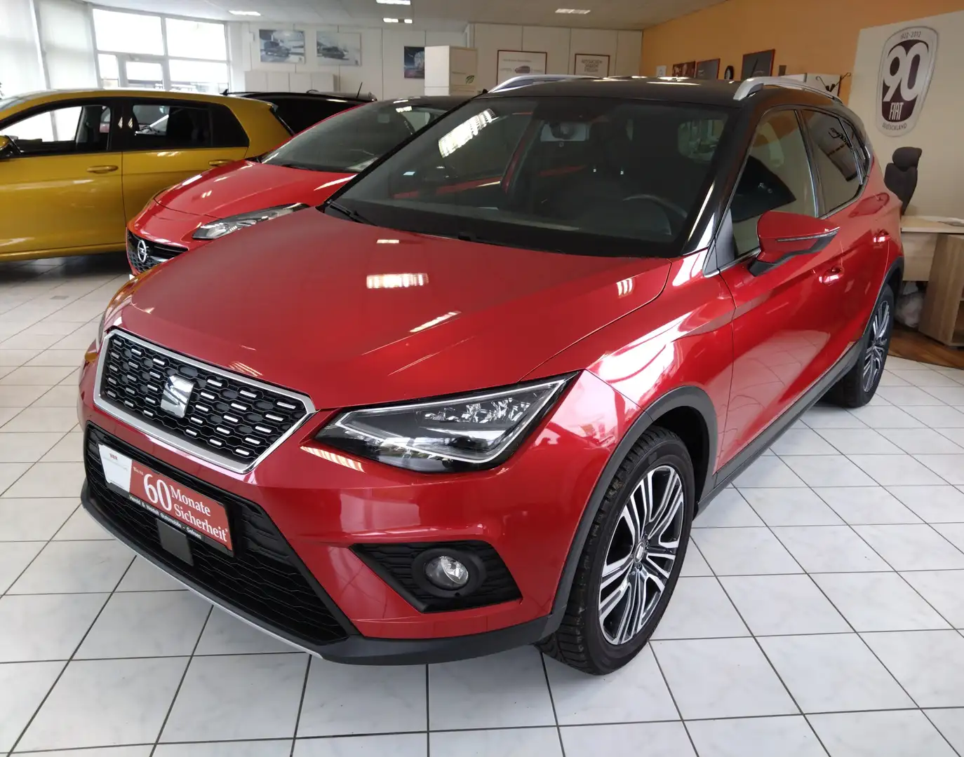 SEAT Arona 1.0 TSI XCELLENCE Navigation Sitzheizung Rot - 1