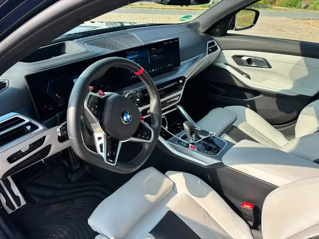 BMW M3 view 7