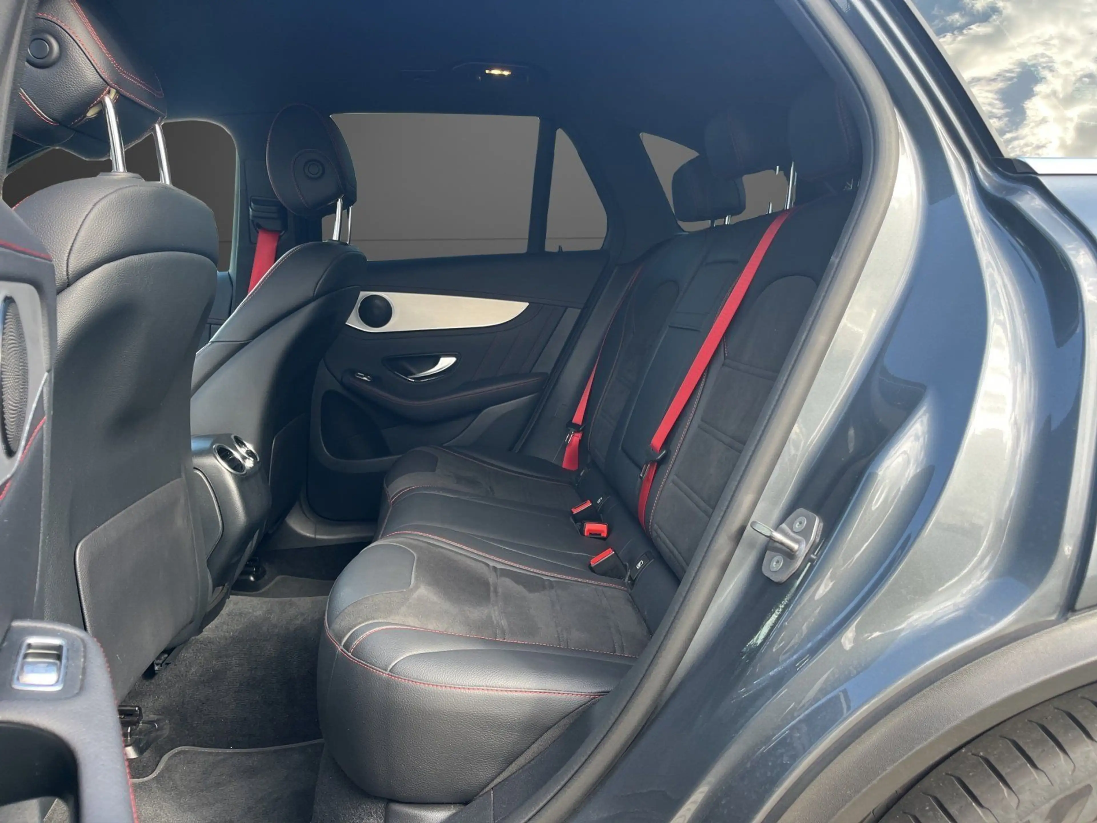 Mercedes-Benz GLC 43 AMG 4M FAHRASSI+AHK+MBEAM+PERF-AGA+MEMORY — photo 9