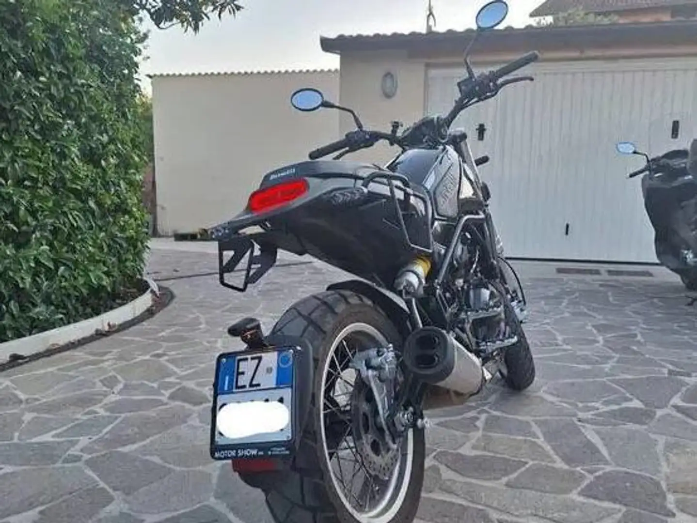 Benelli Leoncino 500 Trail Zwart - 2