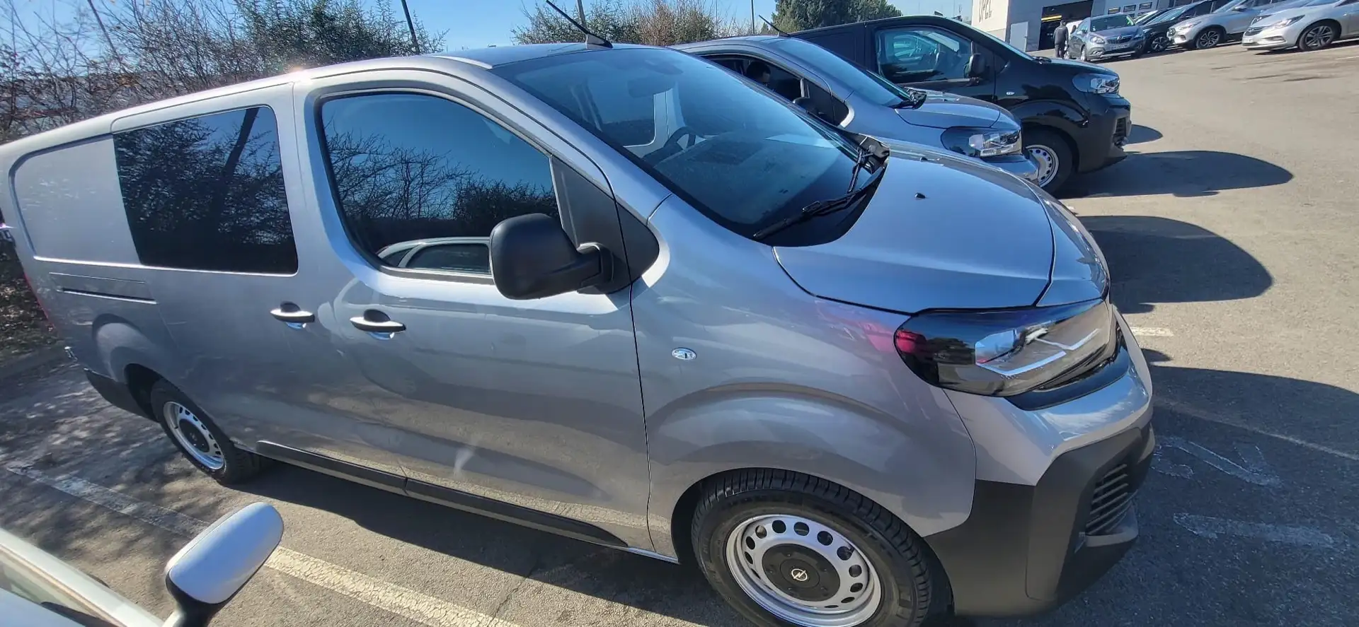 Opel Vivaro CA 2900 M1 2.5 CDTI 145 EASYTRONIC - 2