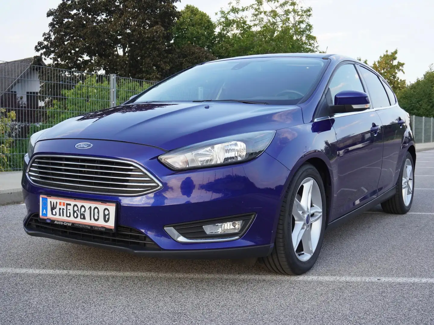 Ford Focus Titanium Blau - 1