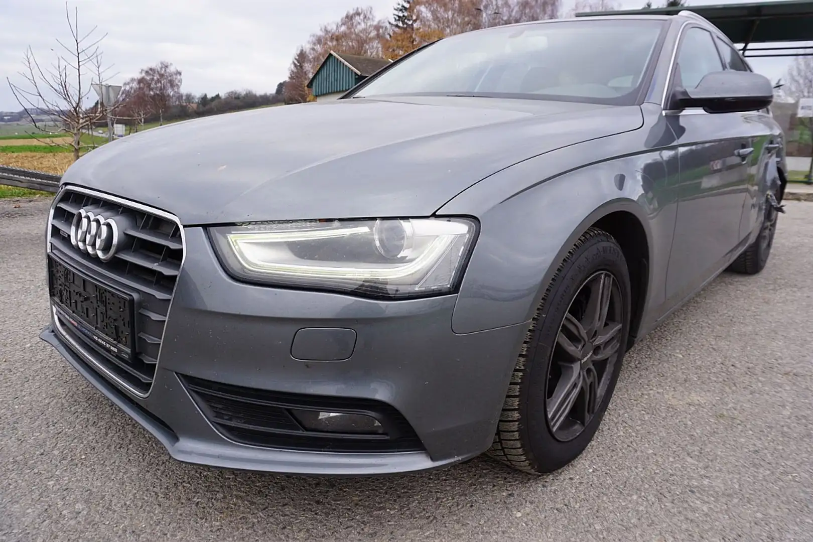 Audi A4 Avant 2,0 TDI quattro DPF Gris - 1