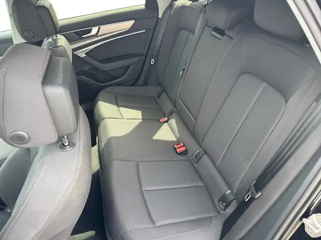 Audi A6 view 10