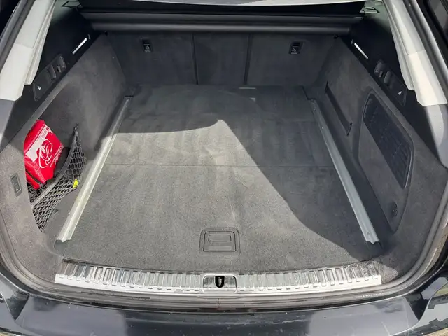 Audi A6 view 14