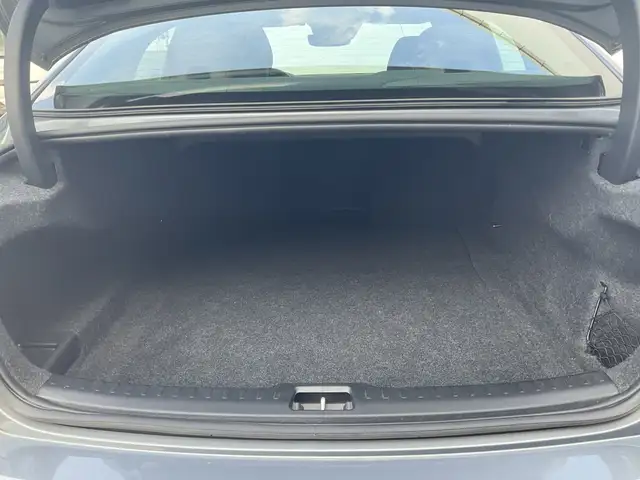 Volvo S60 view 10