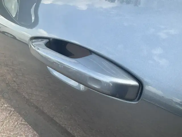 Volvo S60 view 13