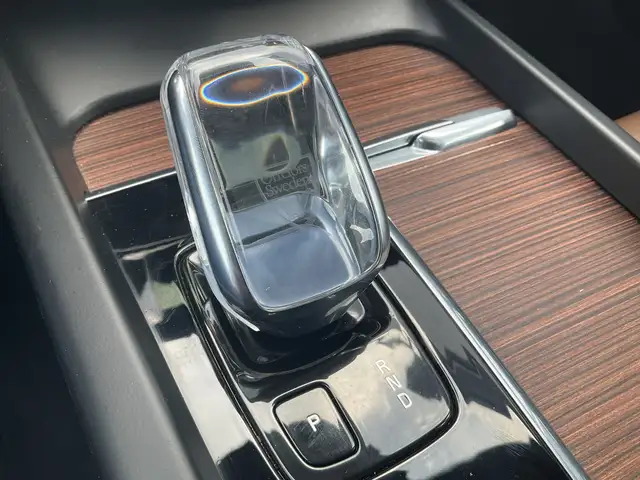 Volvo S60 view 9