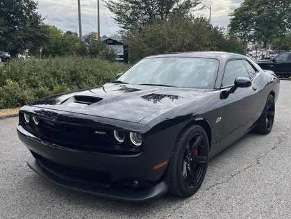Black 2018 Dodge Challenger Coupe Rear-Wheel Drive 6-Speed Manual
