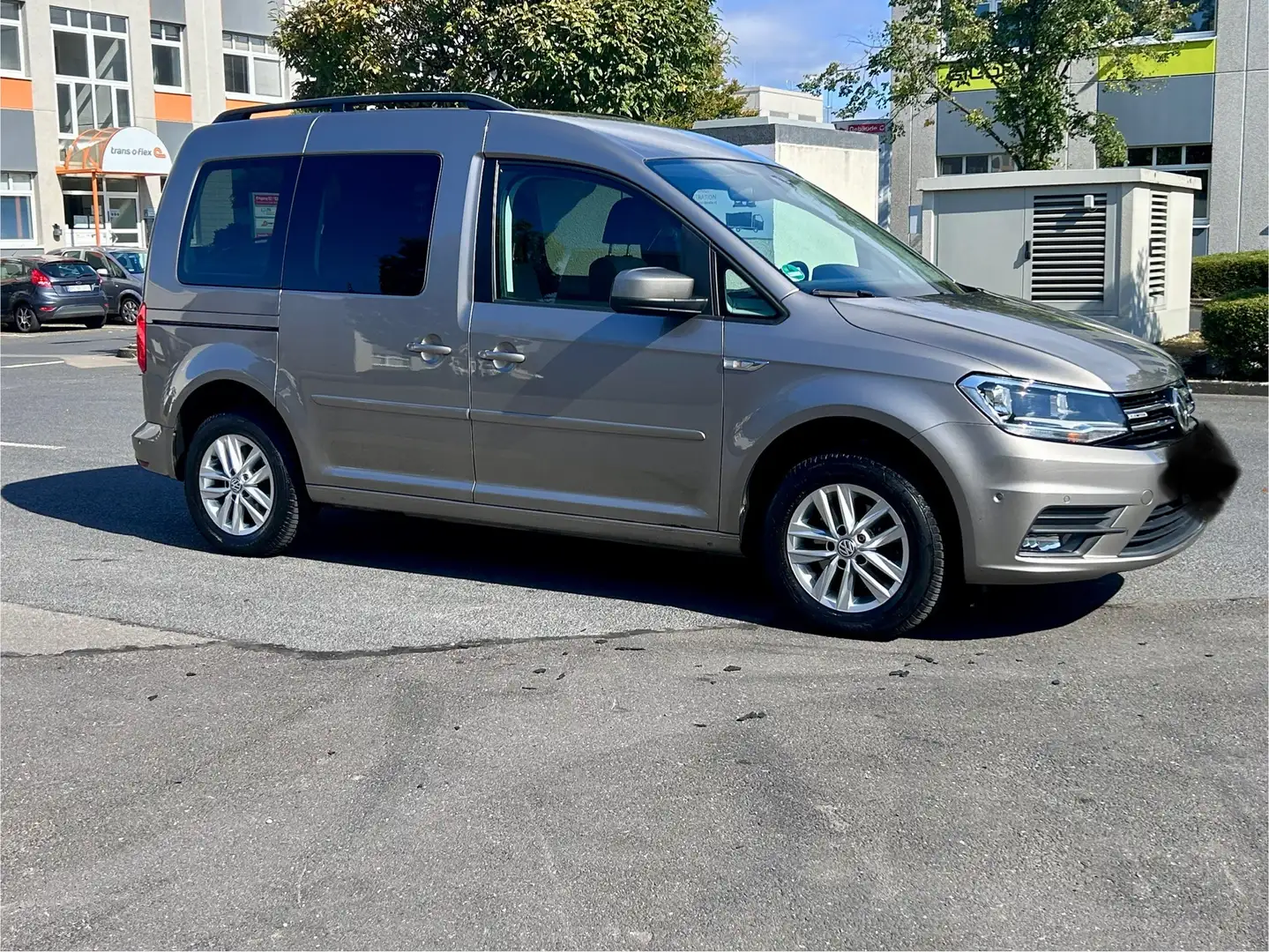 Volkswagen Caddy Comfortline BMT Silber - 2