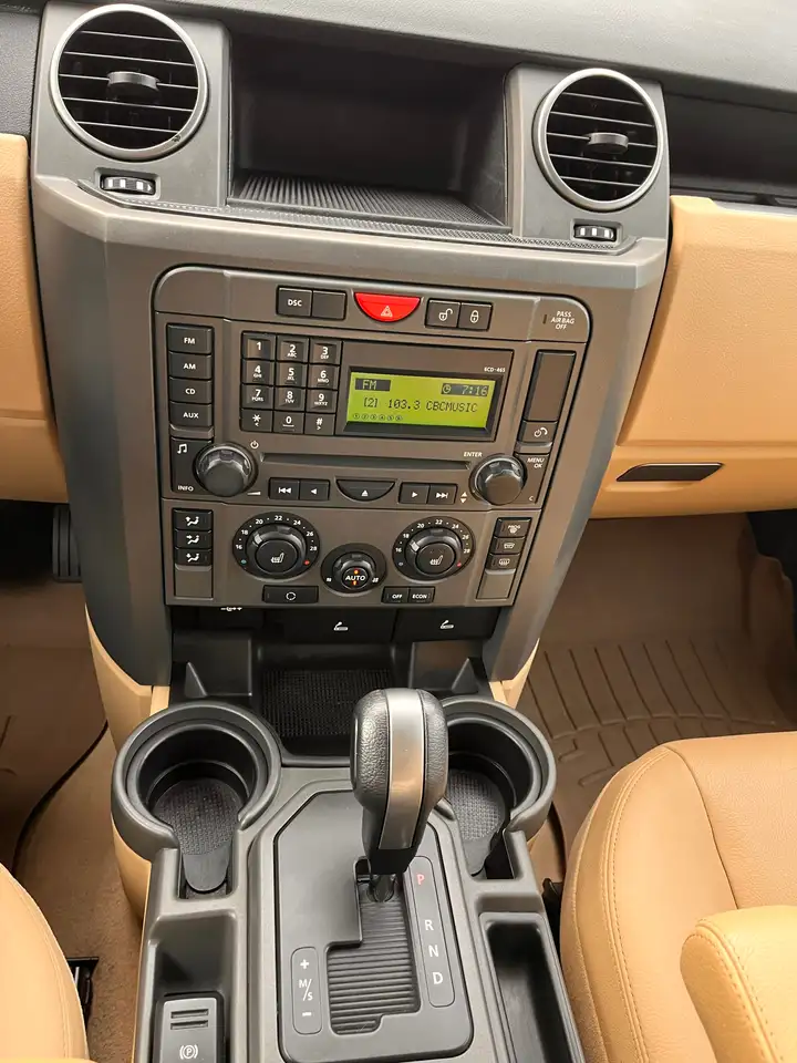 Land Rover LR3 снимка Land Rover LR3