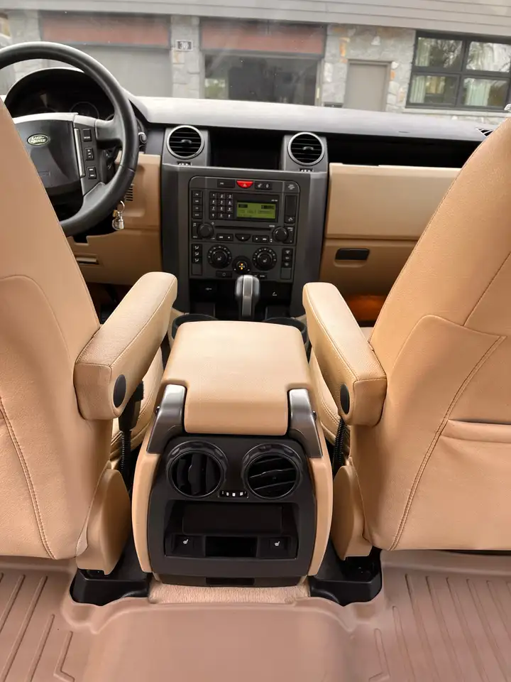 Land Rover LR3 снимка Land Rover LR3