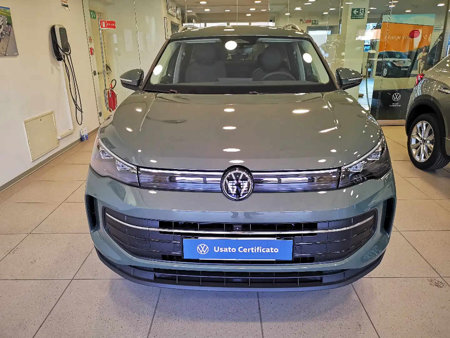 Volkswagen Tiguan Nuova Tiguan Edition Plus 1.5 TSI eHybrid 150 kW ( Verde - 2