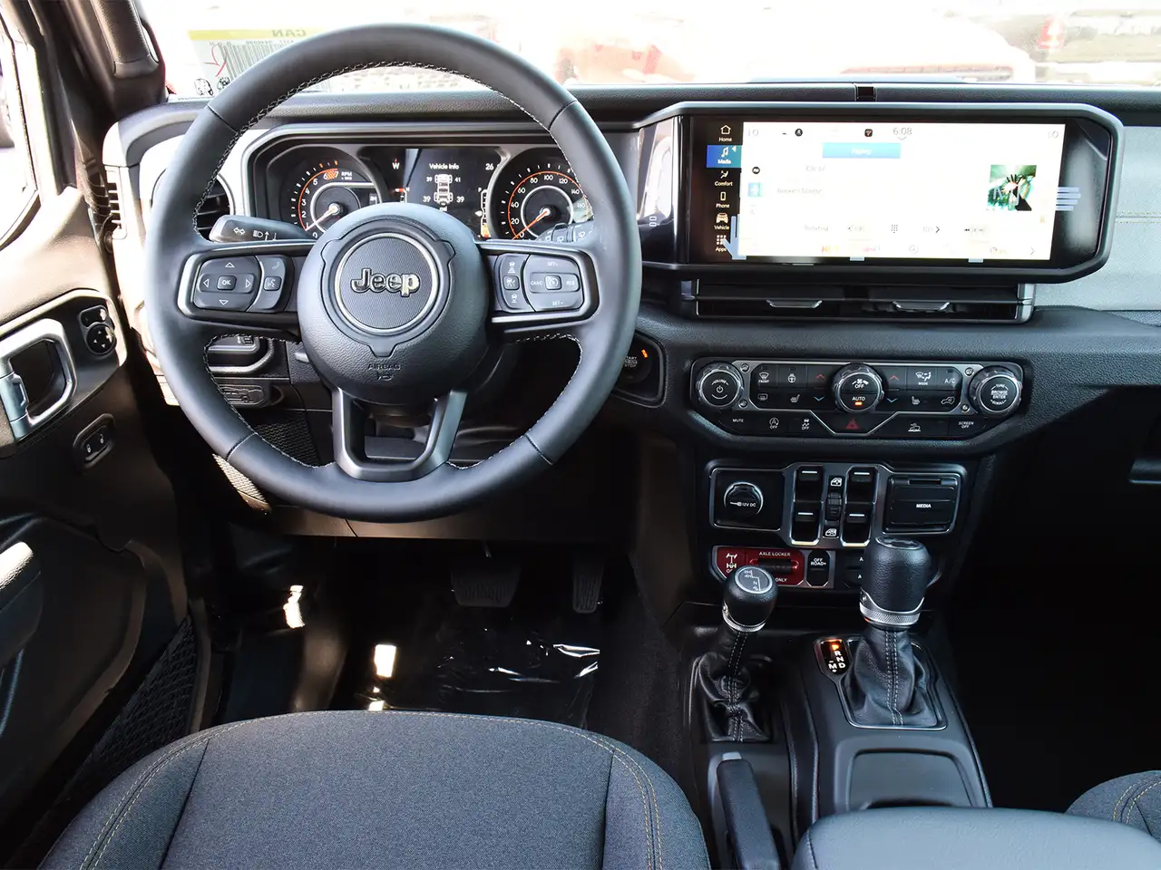 Jeep Wrangler снимка Jeep Wrangler
