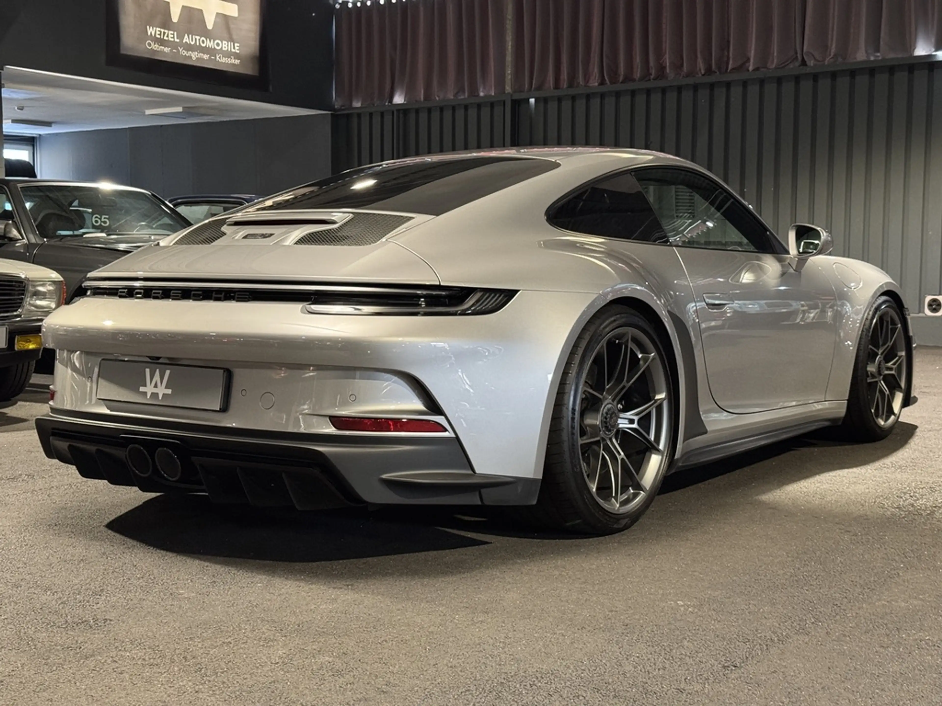 Porsche 992 GT3 Touring JW Zustand, PZ SH gepflegt, apporved — photo 8