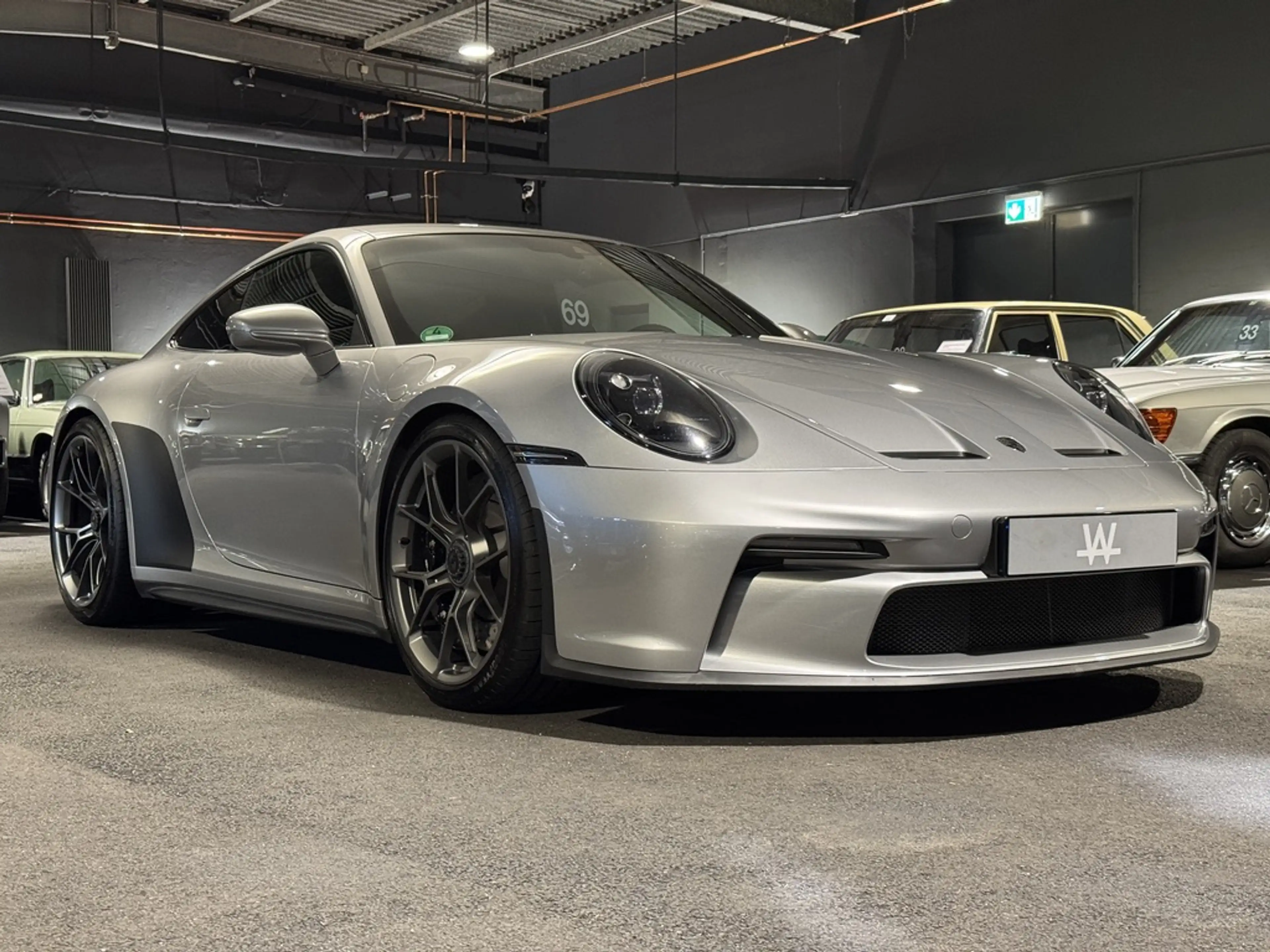 Porsche 992 GT3 Touring JW Zustand, PZ SH gepflegt, apporved — photo 2