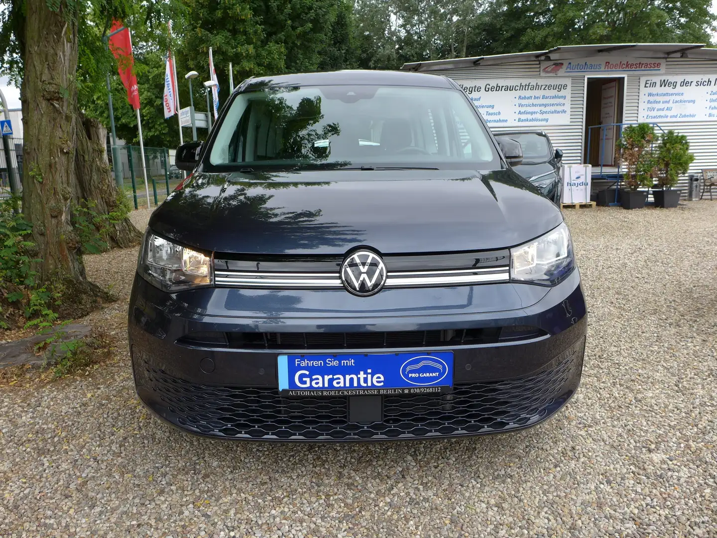 Volkswagen Caddy 2.0 TDI BMT (7-Si.) DSG Life Maxi NAVI / AHK Blau - 2