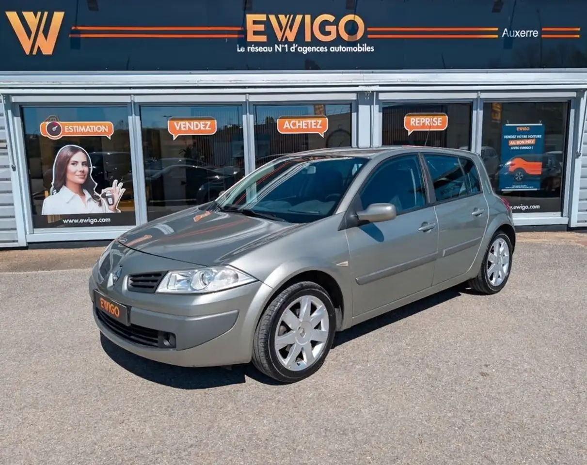Renault Megane 1.6 110ch authentique bva attelage clim