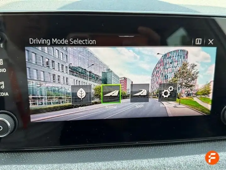 Škoda Scala 1.0 TSI Selection 2024, foto 13