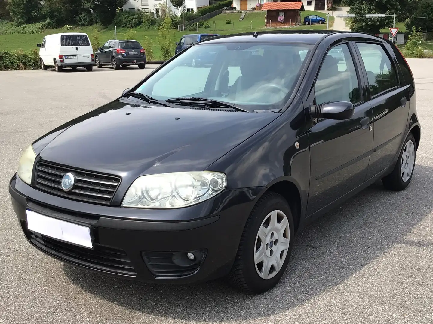 Fiat Punto Punto 1.2 16V, 80 PS, 8-fach bereift, TÜV 1/27 Black - 1