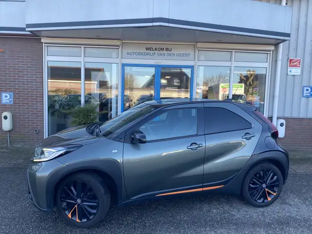 Toyota Aygo X 1.0 VVT-i S-CVT Limited