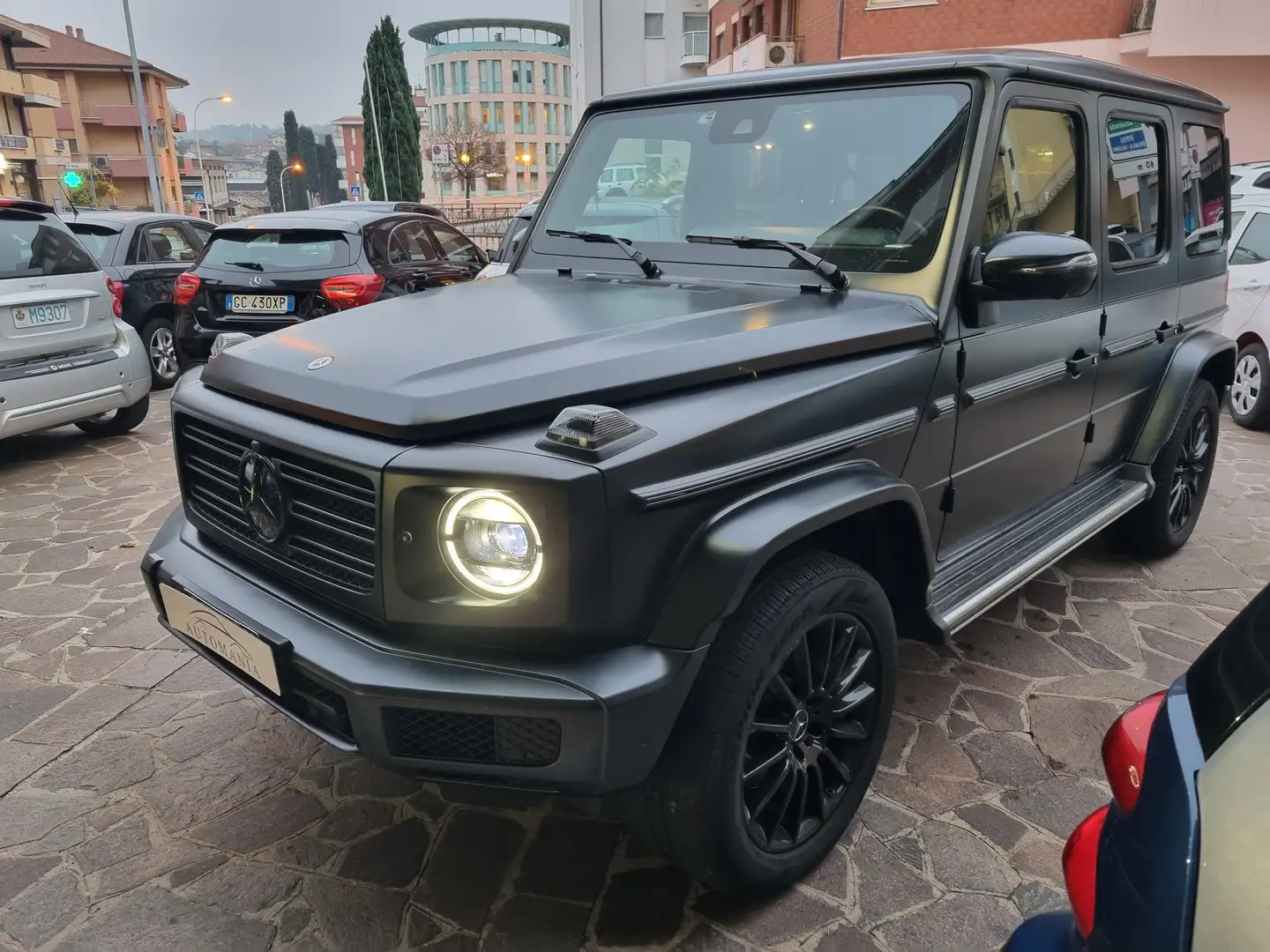 Mercedes-Benz G 400 AMG Line 330cv auto nero Opaco, Burmester, Tetto Nero - 1