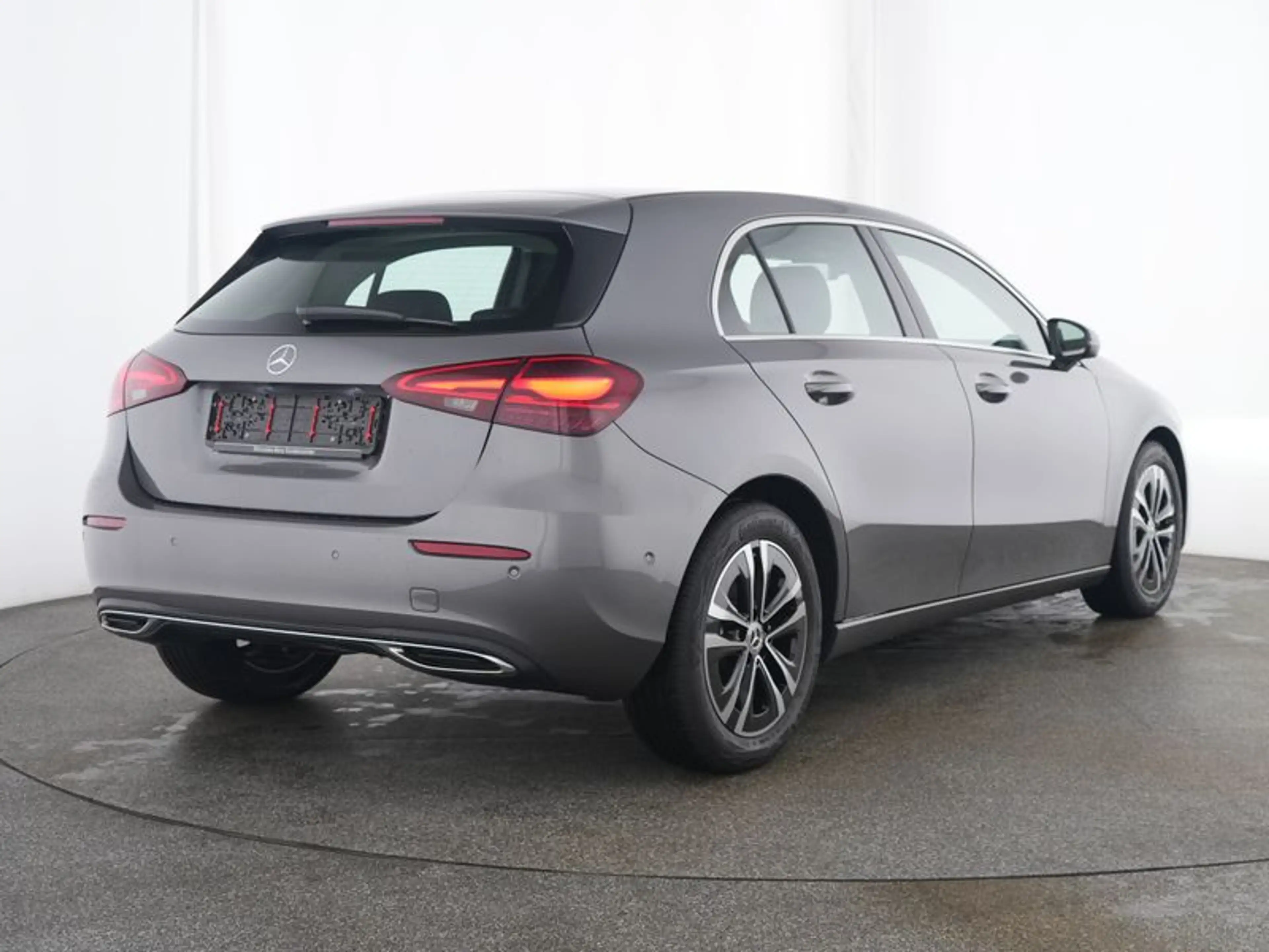 Mercedes-Benz A 180 Progressive/LED/Cam/AHK/Smartphone-Intg/17 — photo 3