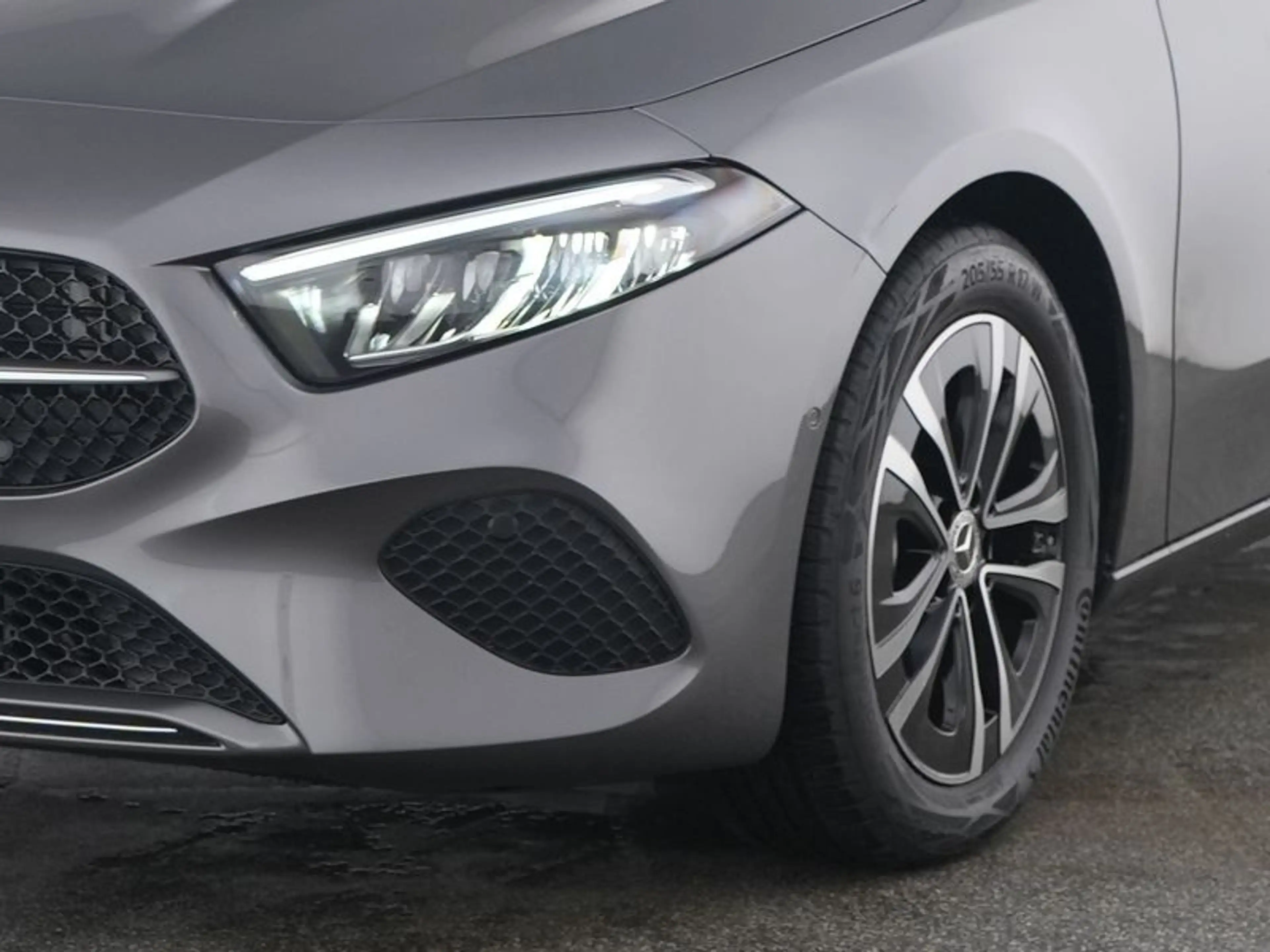 Mercedes-Benz A 180 Progressive/LED/Cam/AHK/Smartphone-Intg/17 — photo 4