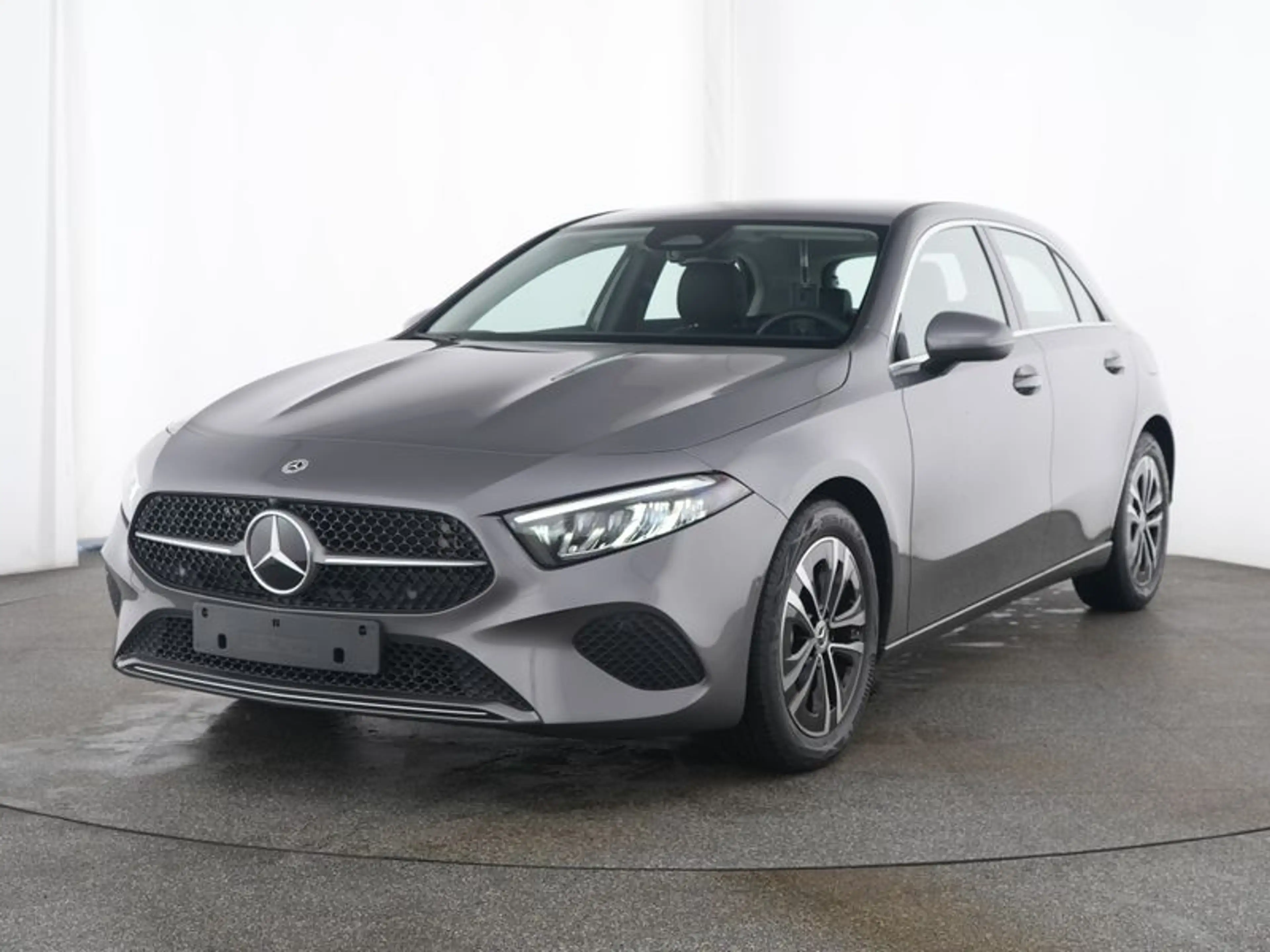 Mercedes-Benz A 180 Progressive/LED/Cam/AHK/Smartphone-Intg/17 — photo 2