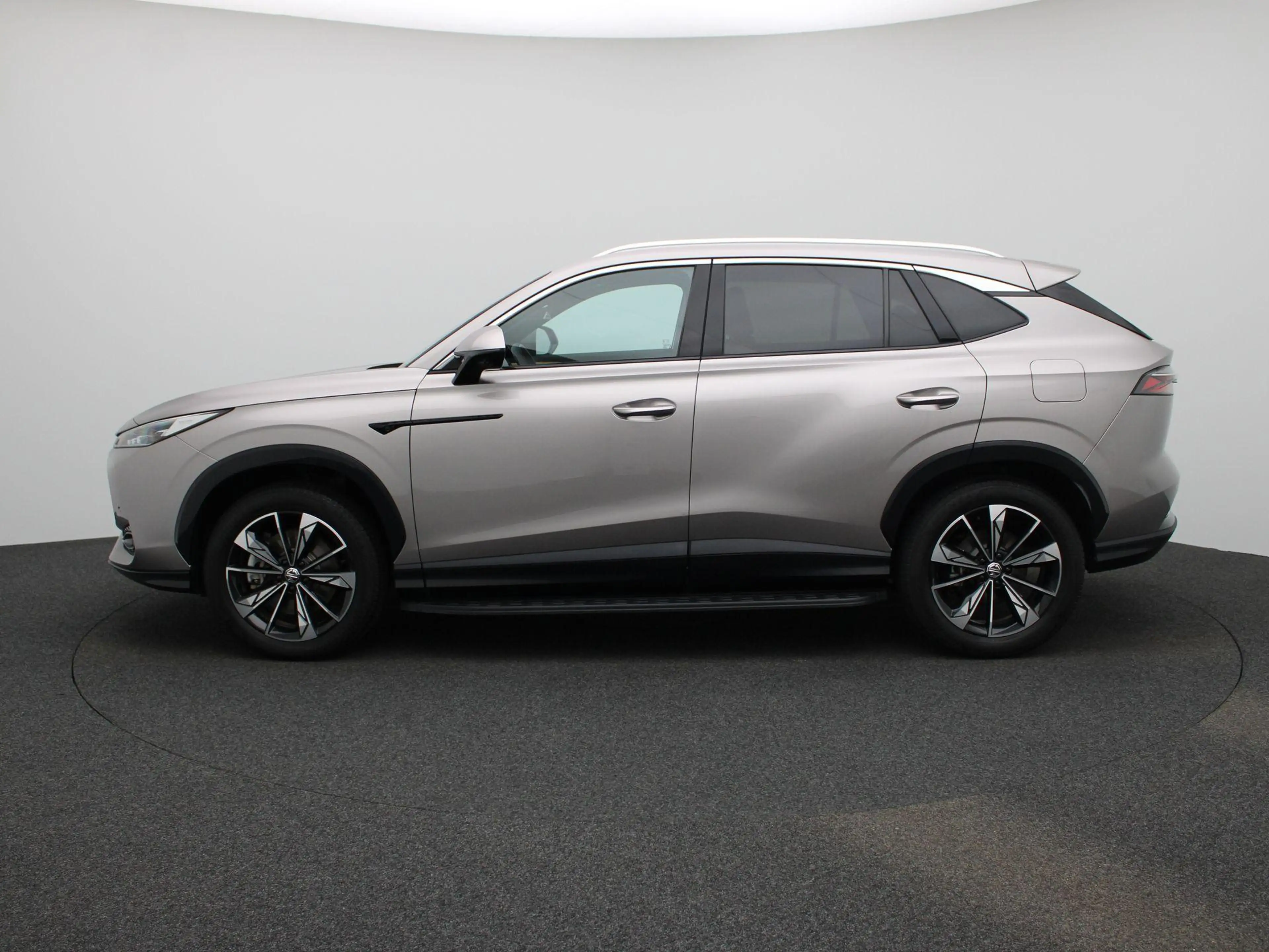 MG HS PHEV 1.5 Luxury — photo 4