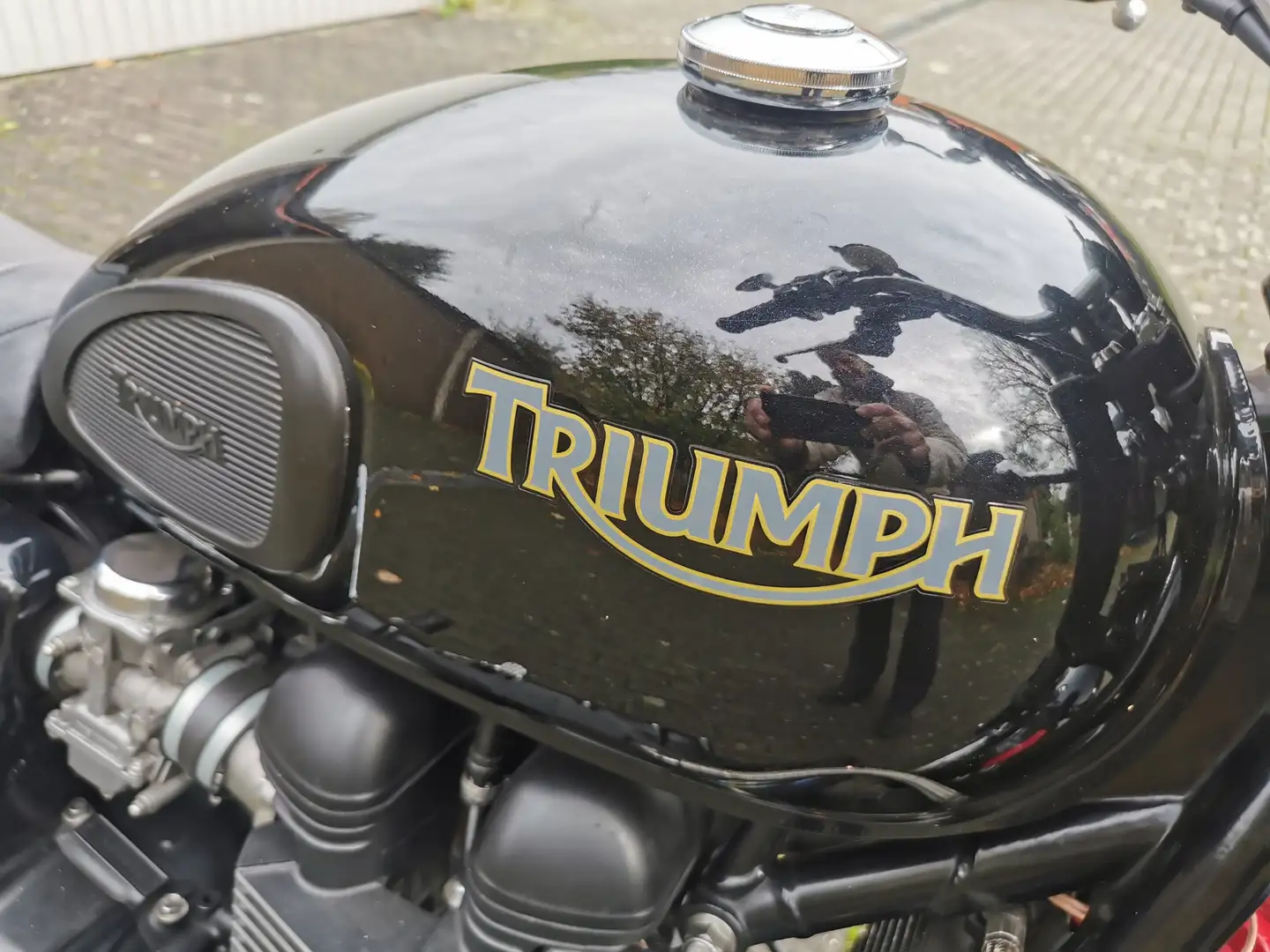 Triumph Bonneville SE Zwart - 2