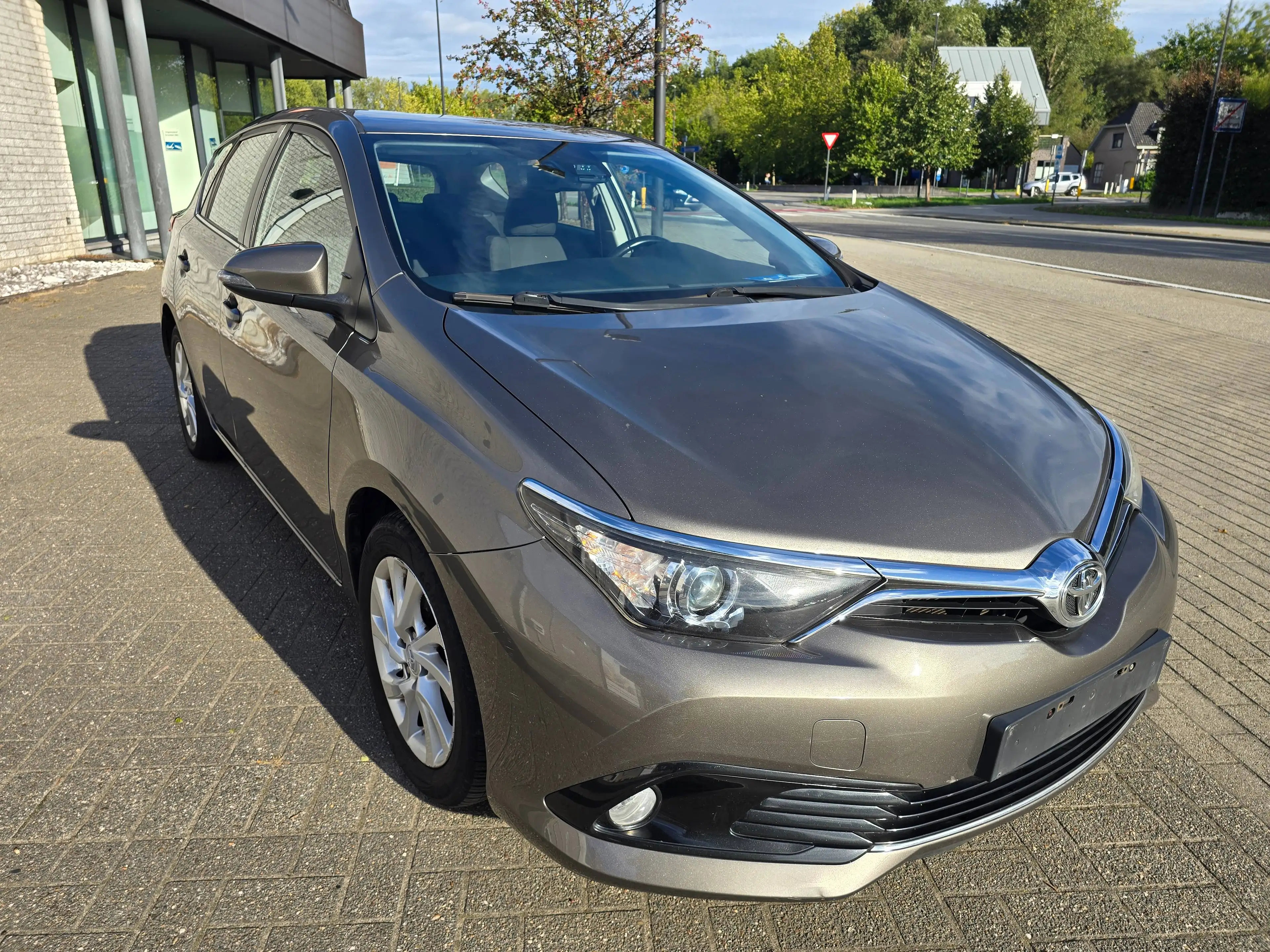 Toyota Auris Auris 1.2 Turbo Comfort GARANTIE 12 MOIS/MAANDEN — photo 2