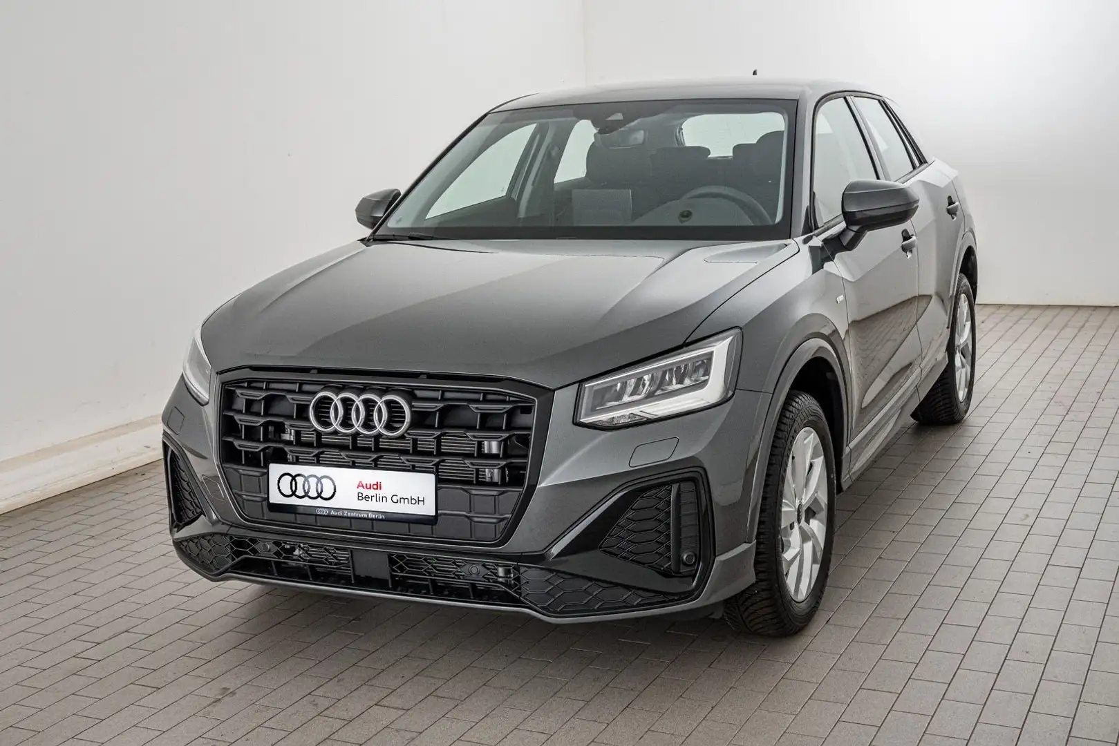 Audi Q2 S line 35 TFSI S tronic Gri - 2