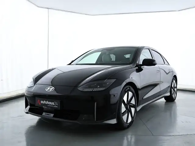 Hyundai Ioniq 6 view 3