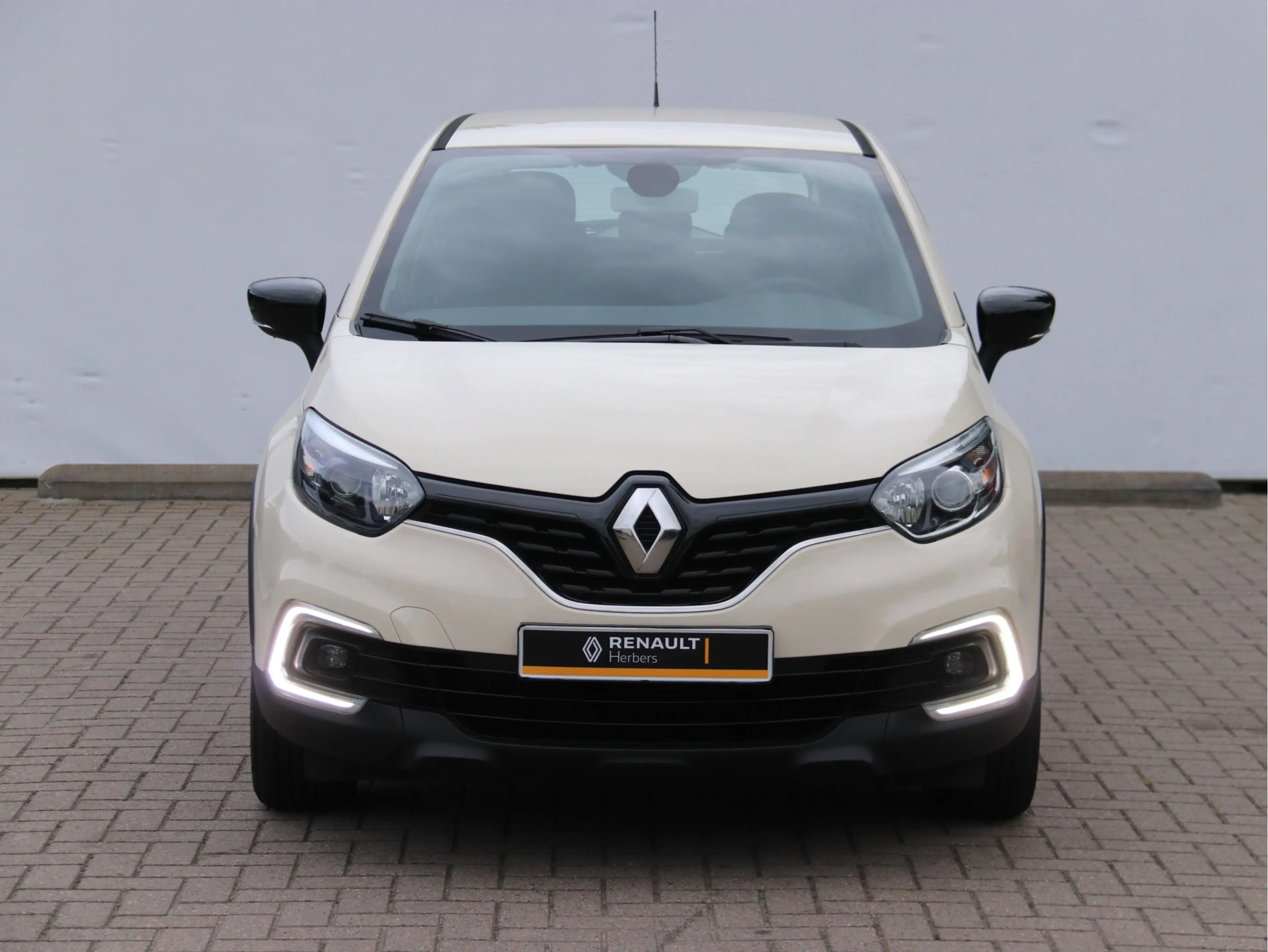 Renault Captur 0.9 TCe Zen CRUISE / PDC / STOELVERW. — photo 2