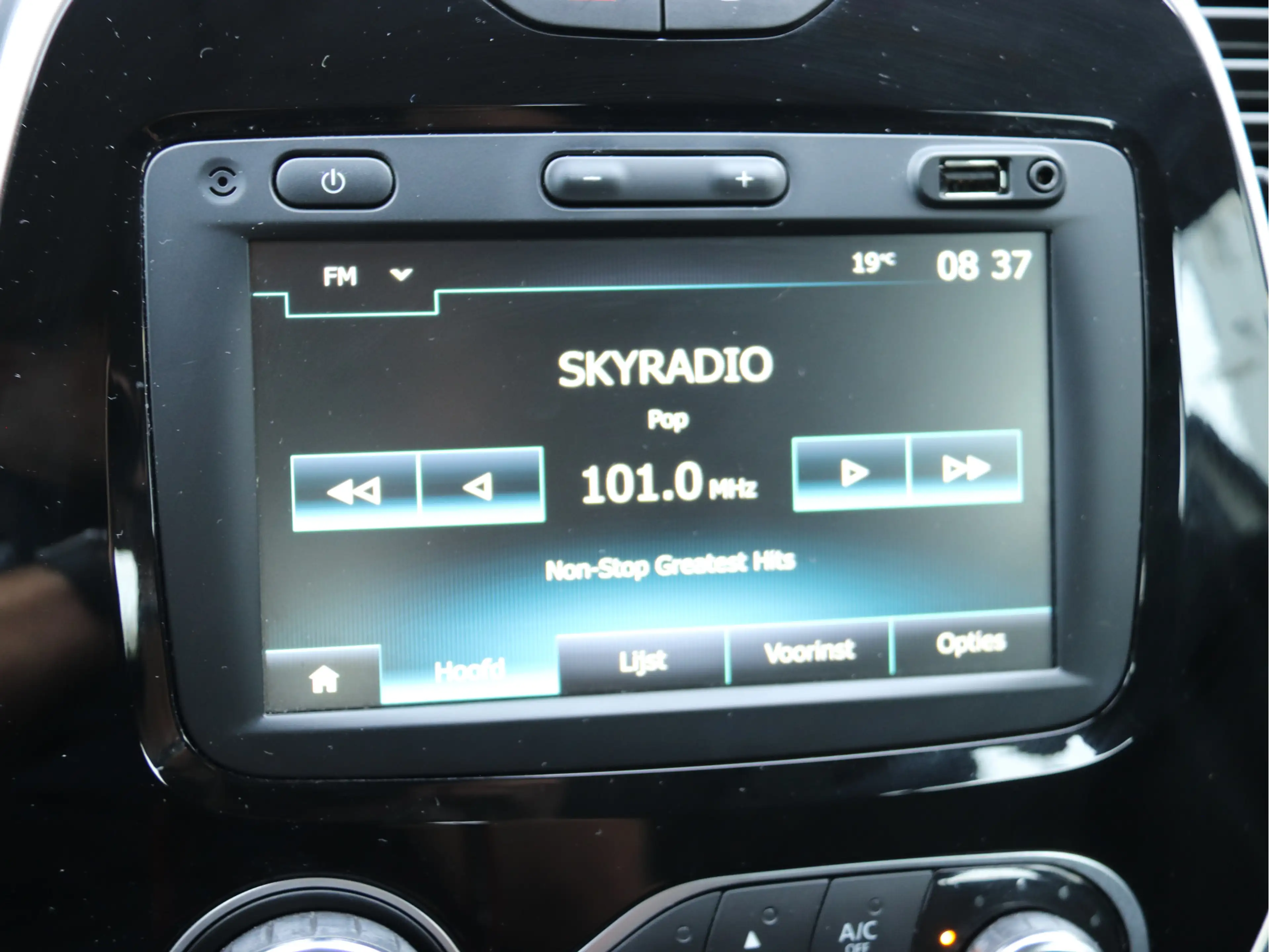 Renault Captur 0.9 TCe Zen CRUISE / PDC / STOELVERW. — photo 14