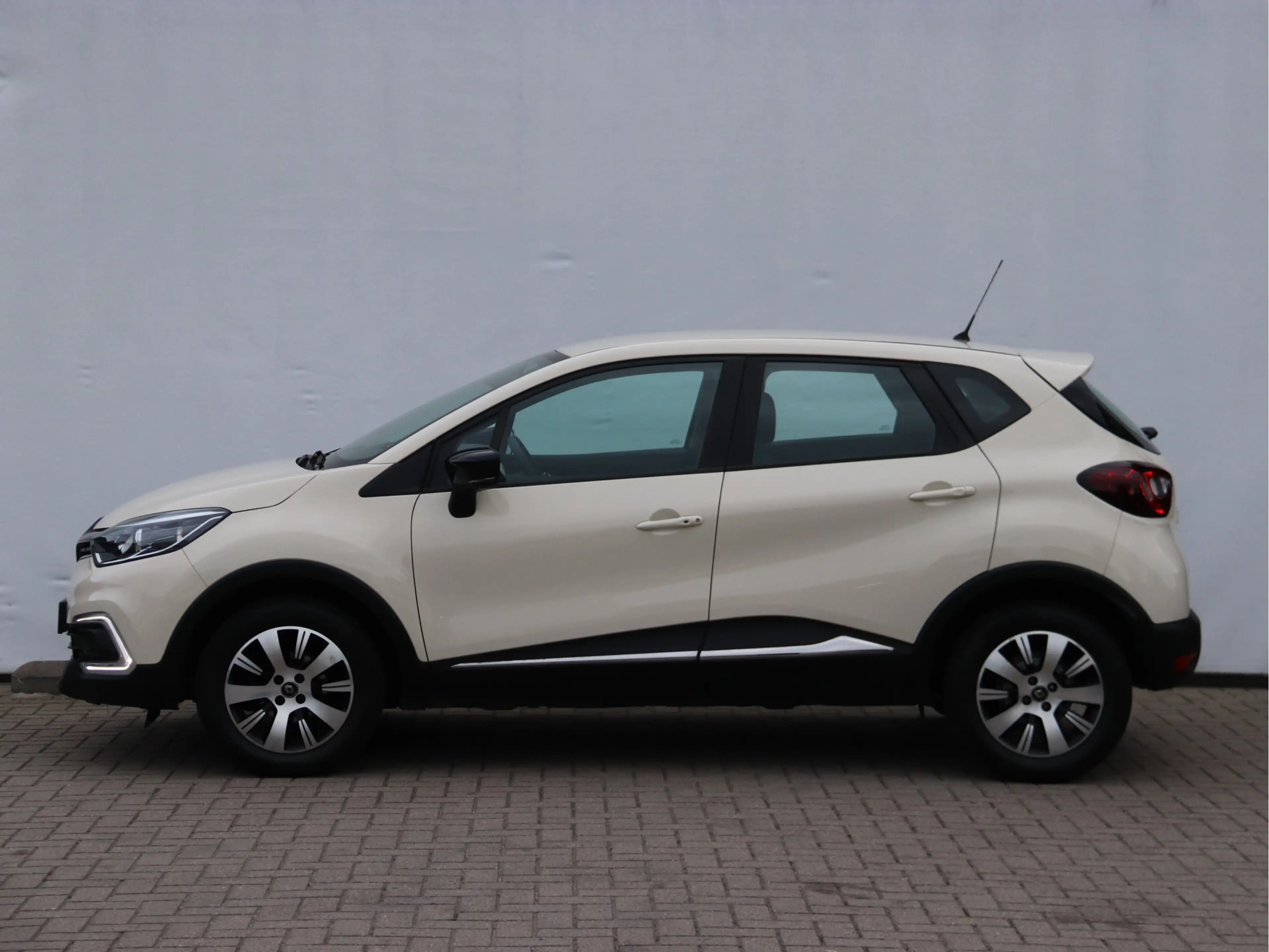 Renault Captur 0.9 TCe Zen CRUISE / PDC / STOELVERW. — photo 3