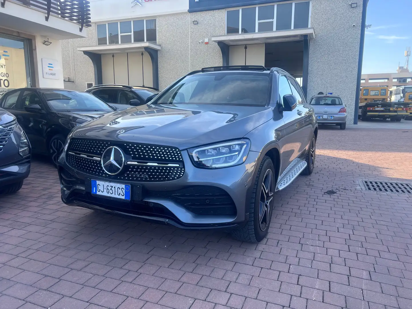 Mercedes-Benz GLC 300 GLC 300 de phev Premium Plus 4matic auto Grijs - 1