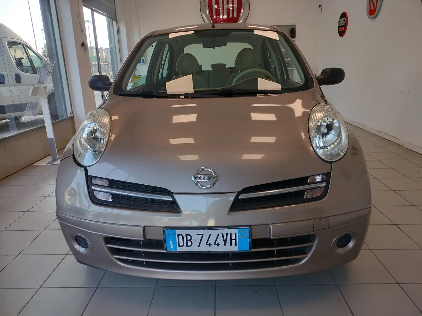 Nissan Micra 5p 1.2 BENZINA SOLO 39000KM Oro - 2