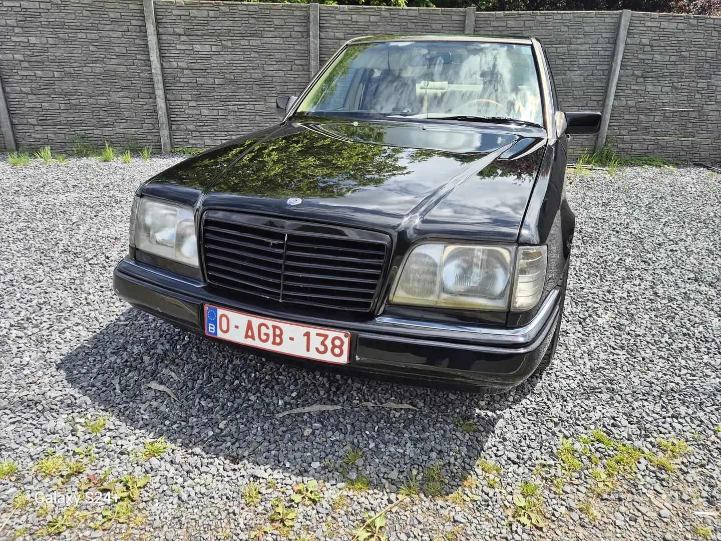 Mercedes-Benz Baureihe 124 Mercedes 124W - 2
