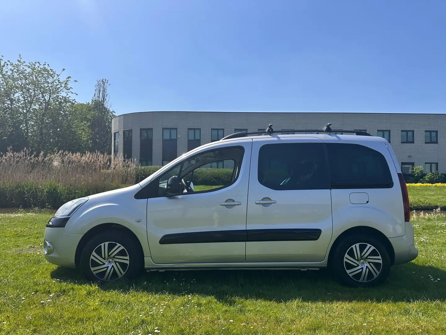 Citroen Berlingo 2014 * 1.6 e-HDi Tendance * Top auto * Сірий - 2
