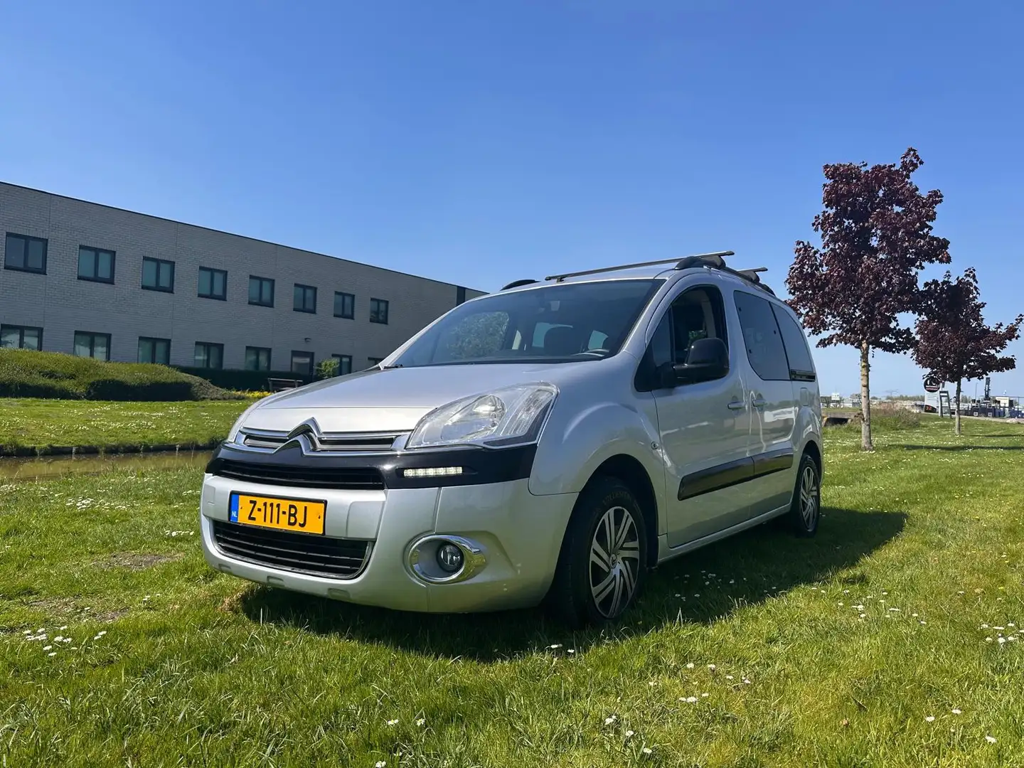 Citroen Berlingo 2014 * 1.6 e-HDi Tendance * Top auto * Сірий - 1