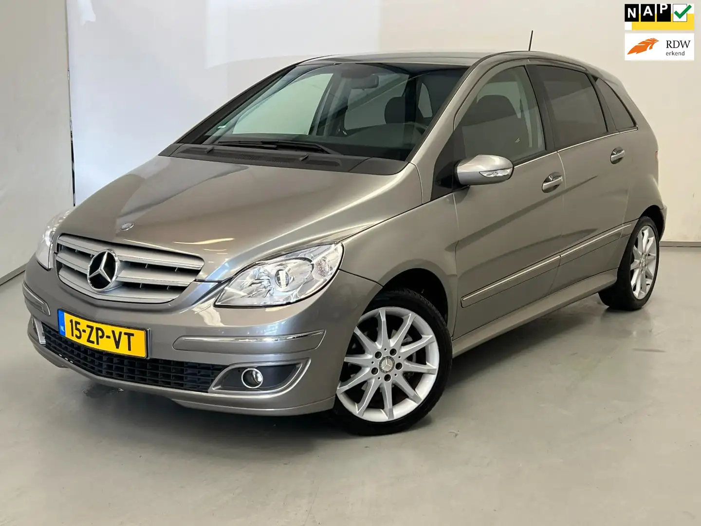 Mercedes-Benz B 170 Sport / NL-auto / Airco / LM velgen Grijs - 1