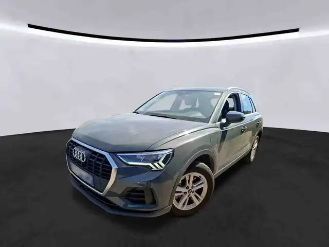 Audi Q3 45 1.4 TFSI e S-Tronic Kamera/Virt.Cockpit/17