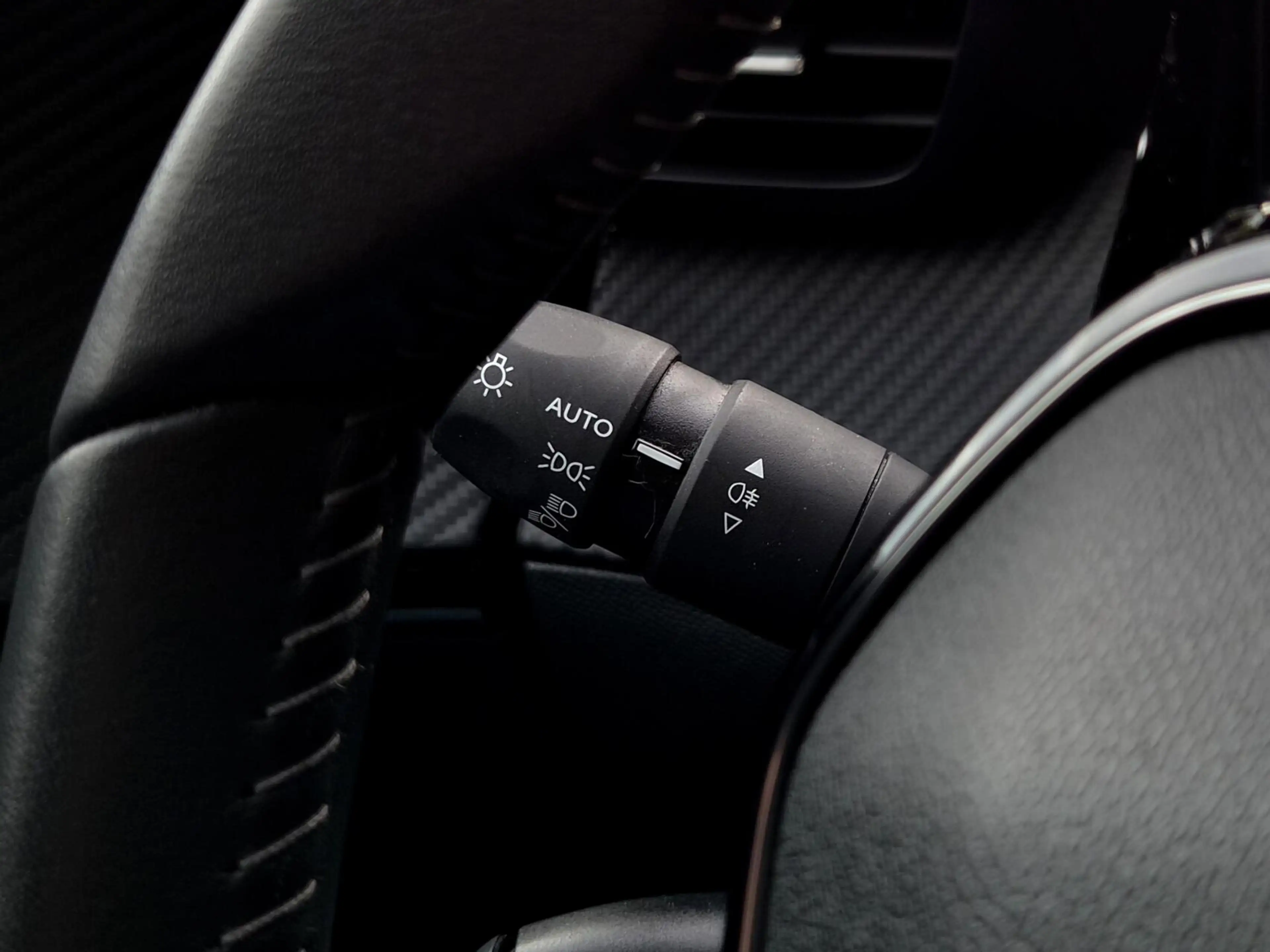 Peugeot 2008 1.2T Style 1e Eig! |Navi|Cam|Carplay|DAB|Clima — photo 32